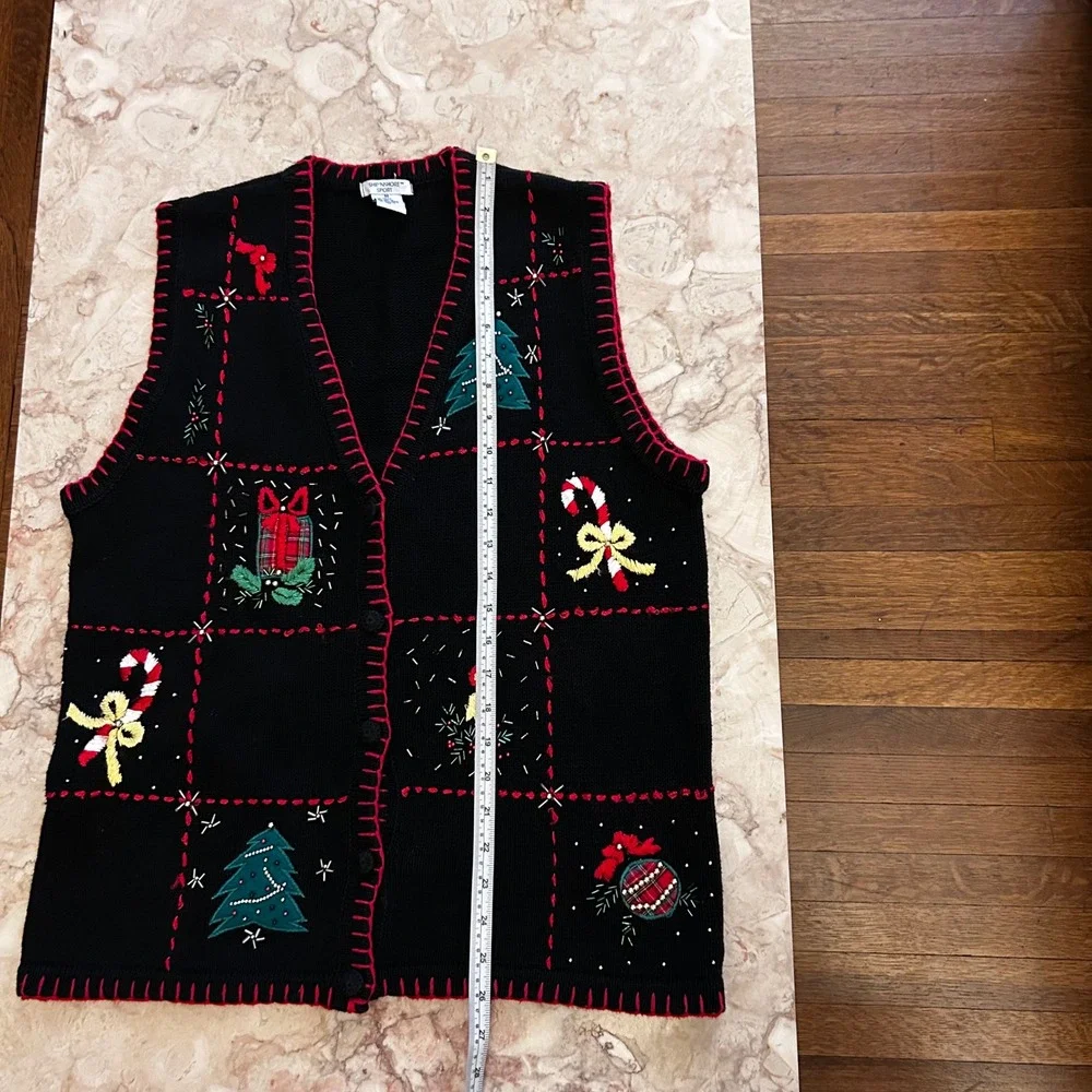 Ship'n Shore Medium Christmas Vest Ugly Sweater Party Black